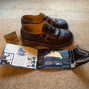 Vintage Dr Marten's Mary Janes
